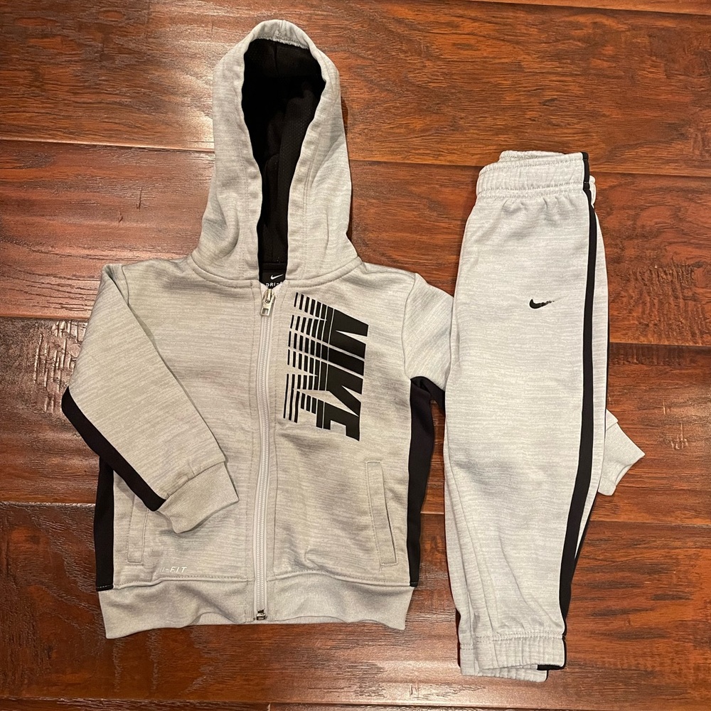 Nike Toddler Outfit 18 months Nike Jacket and Joggers